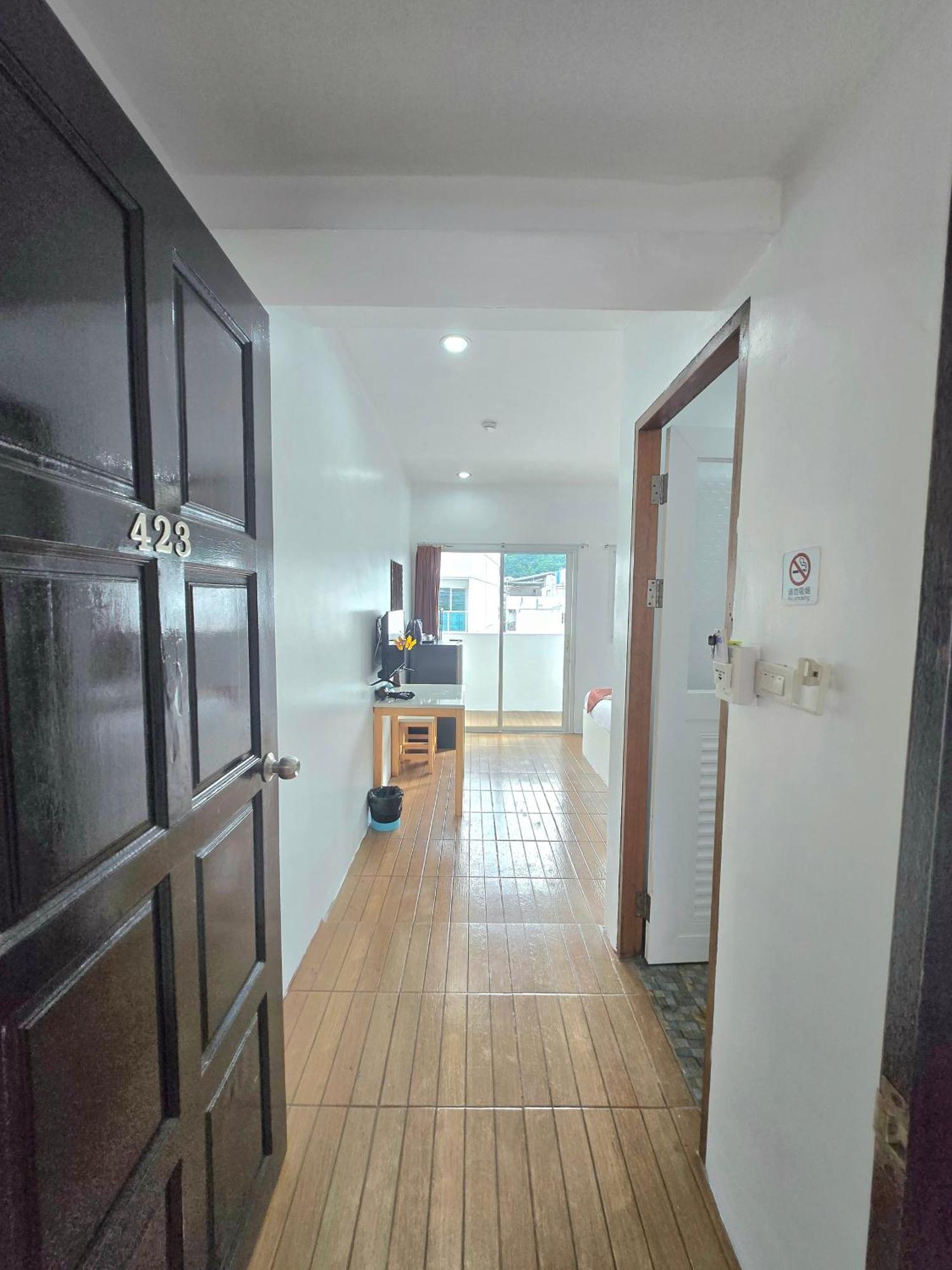 Happy 99 Guest House Patong Exterior foto