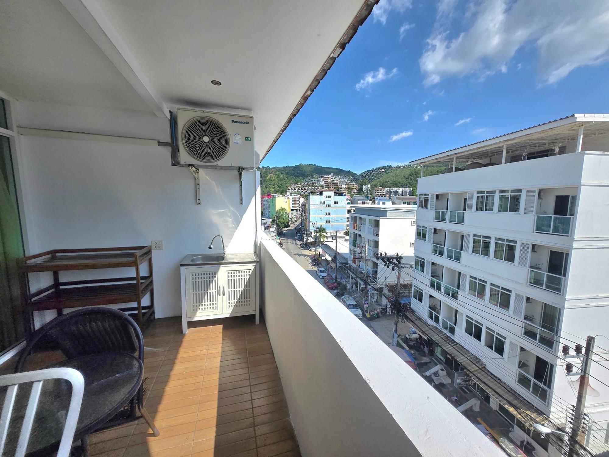 Happy 99 Guest House Patong Exterior foto
